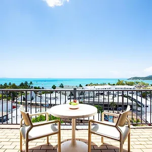 Ocean Views 10 Apartment