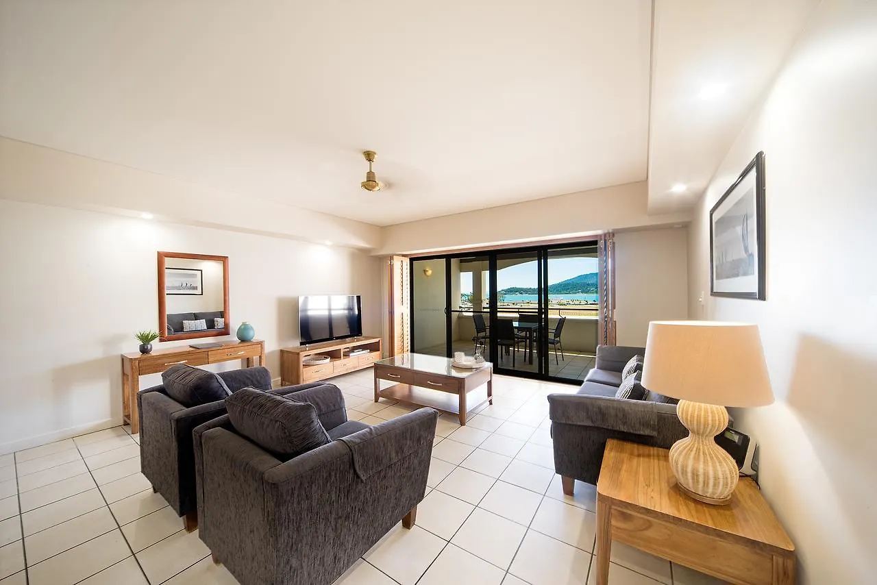 Portside Whitsunday Luxury Holiday Apartments Airlie Beach Australien