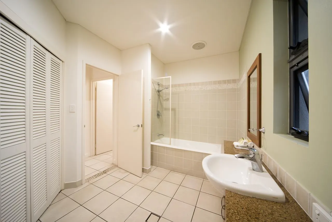 Portside Whitsunday Luxury Holiday Apartments Airlie Beach