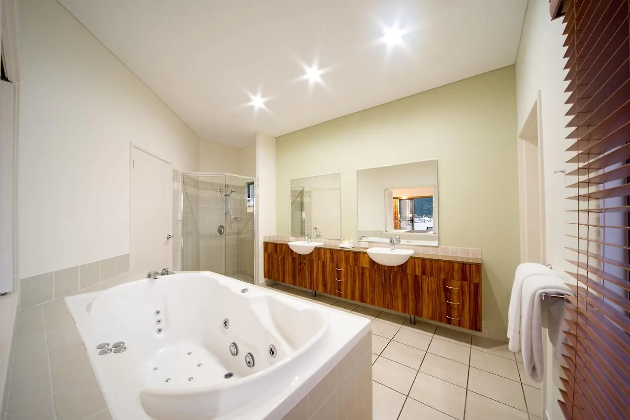 Lejlighedshotel Portside Whitsunday Luxury Holiday Apartments Airlie Beach